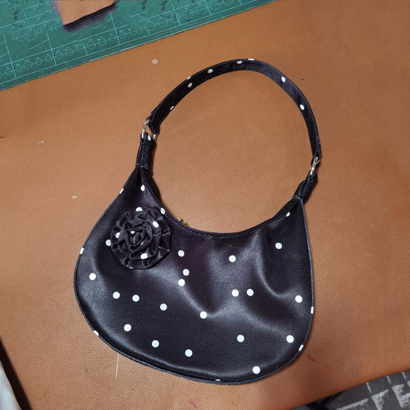 Women's Niche Satin Rose Flower Selenodont One High Sense Underarm Bag