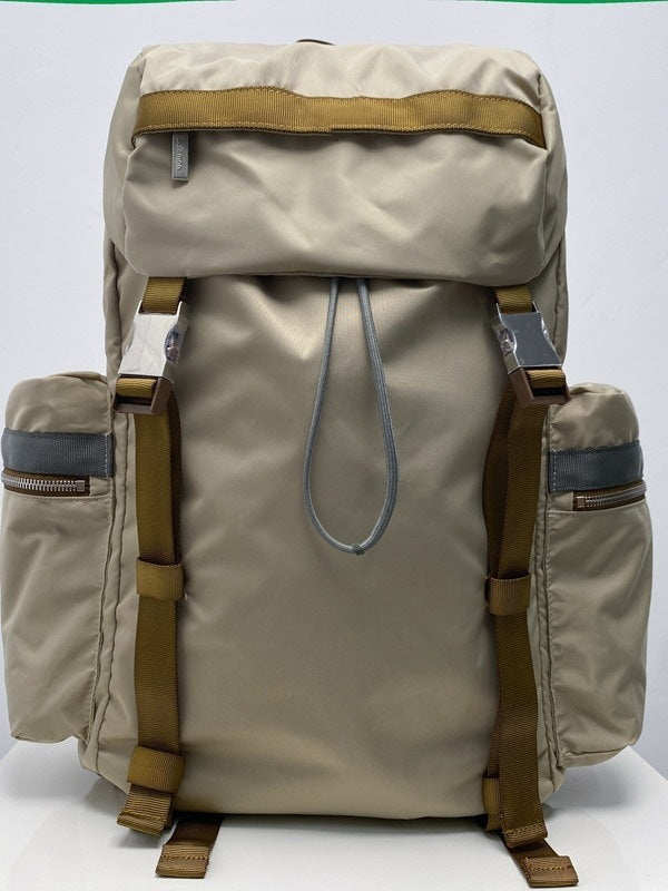 College Large Capacity Hiking Waterproof Commuter Leisure Backpack