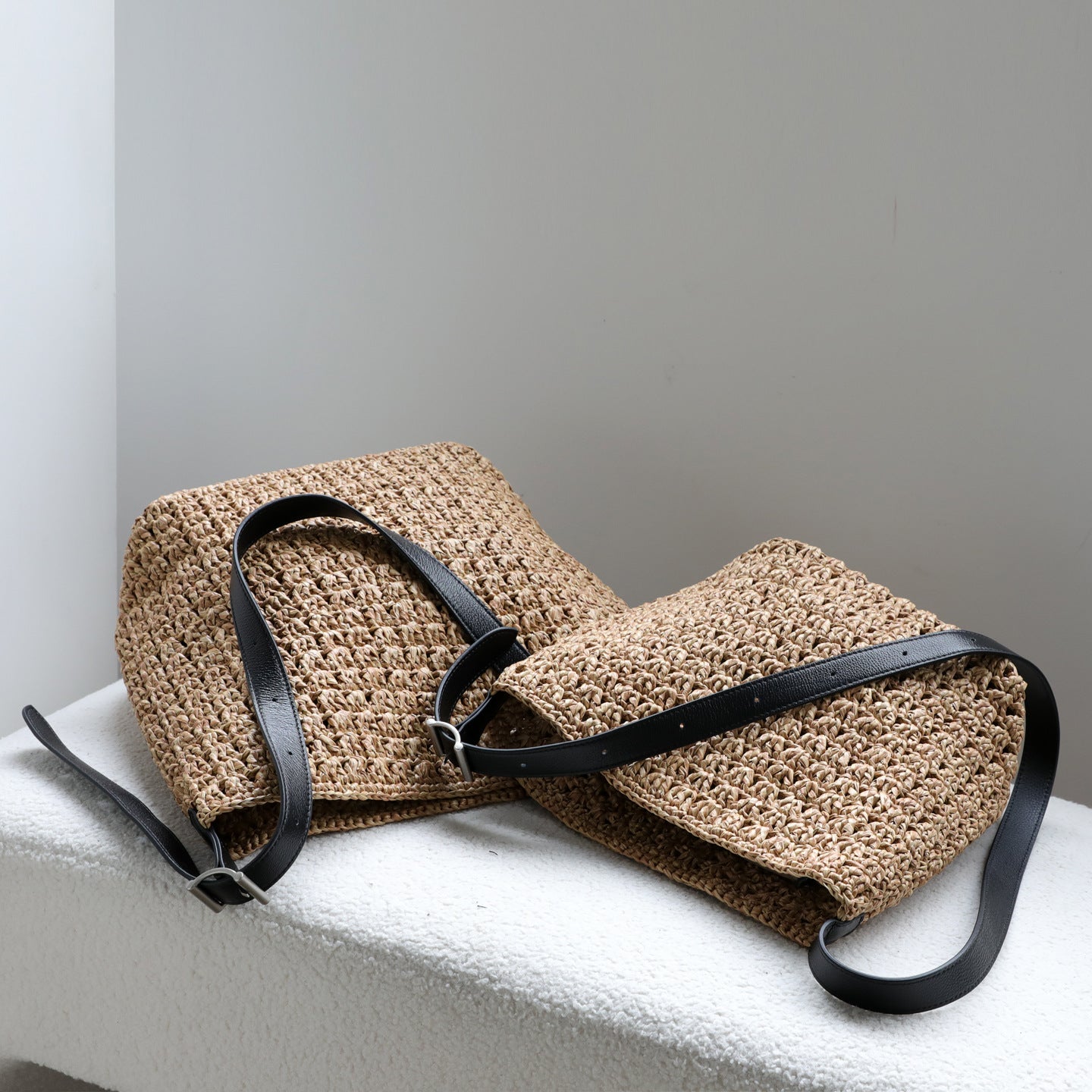 Women's Style Fashion Raffia With Cowhide Woven Large Tote Bag