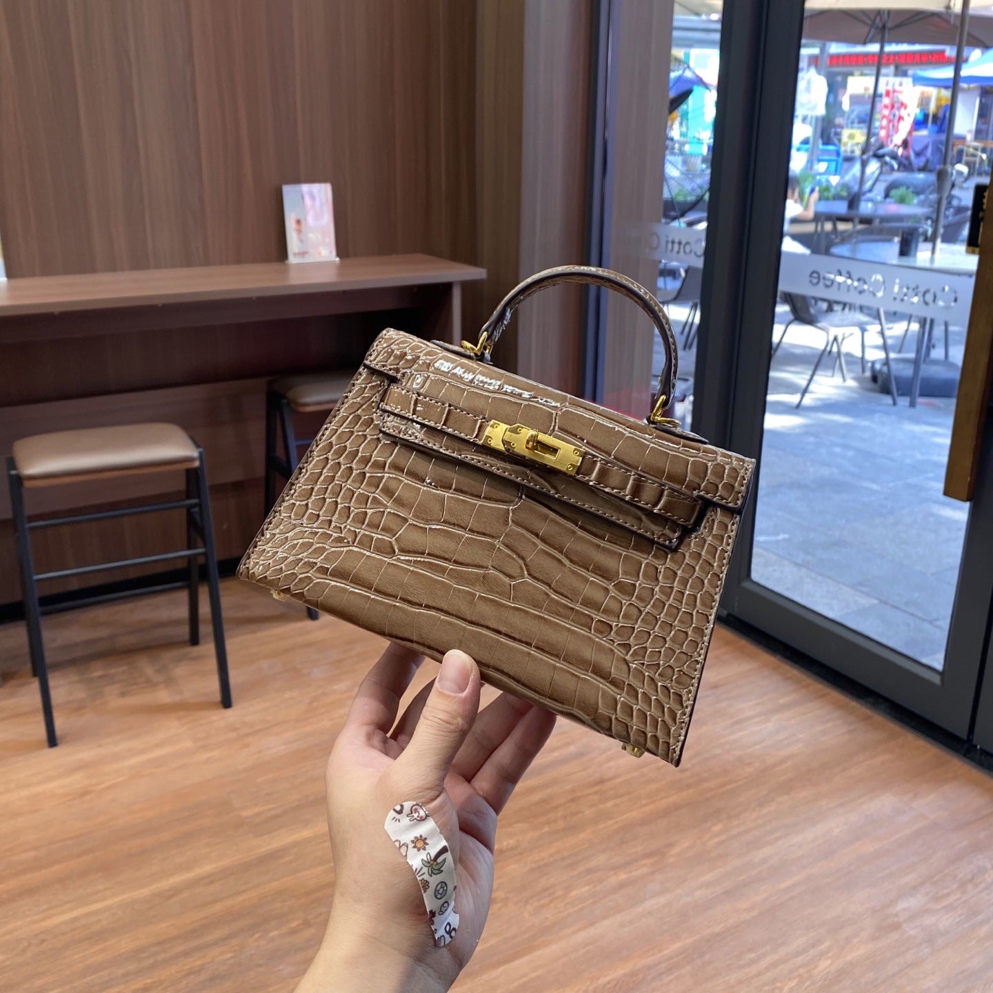 Popular Second Generation Crocodile Pattern Platinum Women's Shoulder Bag