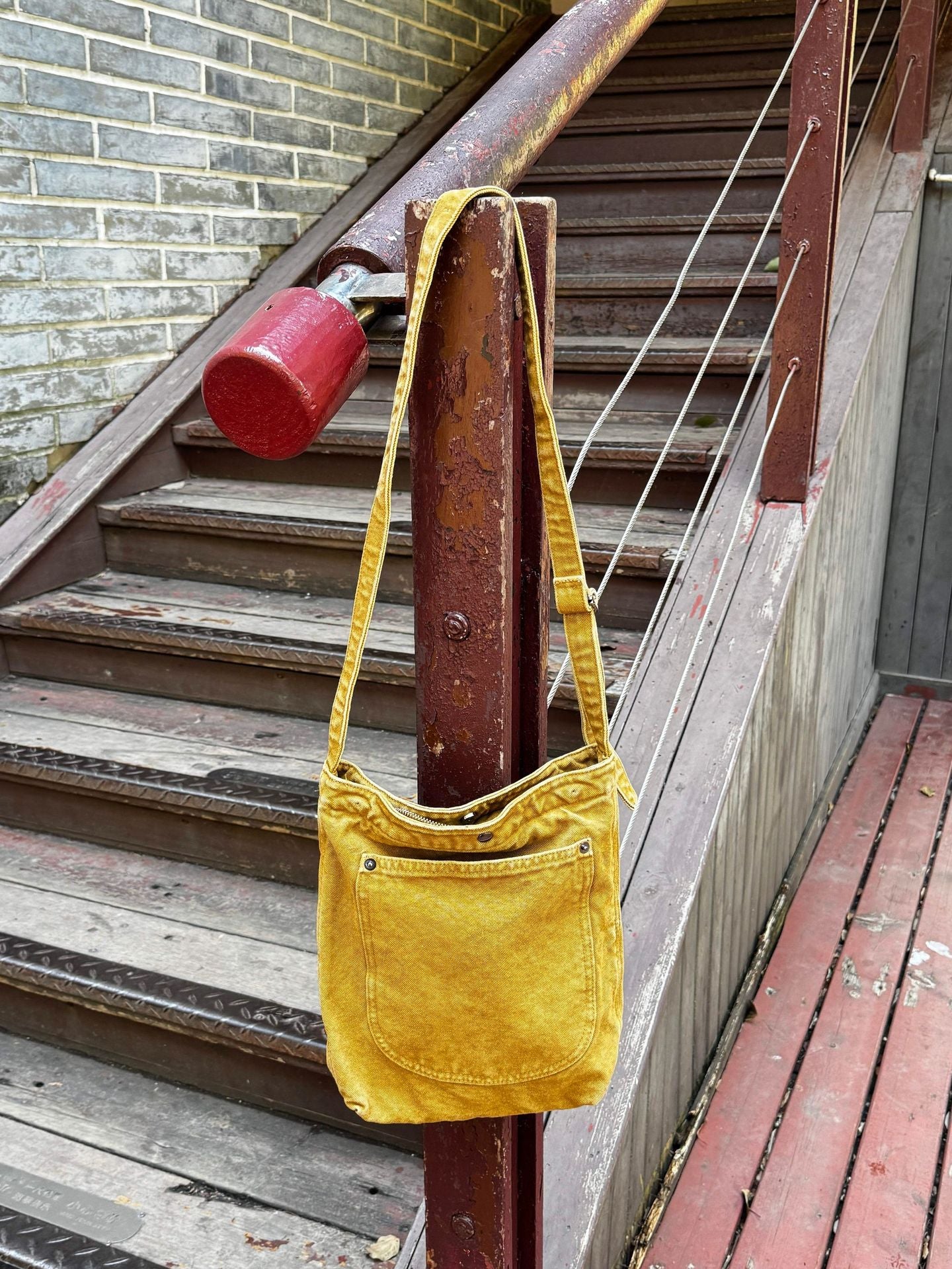 Retro Washed Canvas Large Capacity Style Women's Messenger Bag