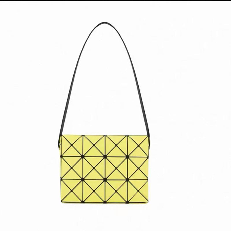 February Large Cupid Box Capacity Geometric Women's Shoulder Bag