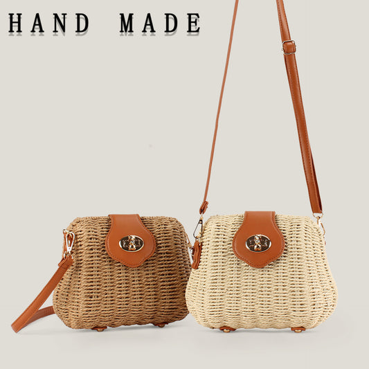 Women's Hand-woven Seaside Vacation Daily Leisure Commute Women's Messenger Bag