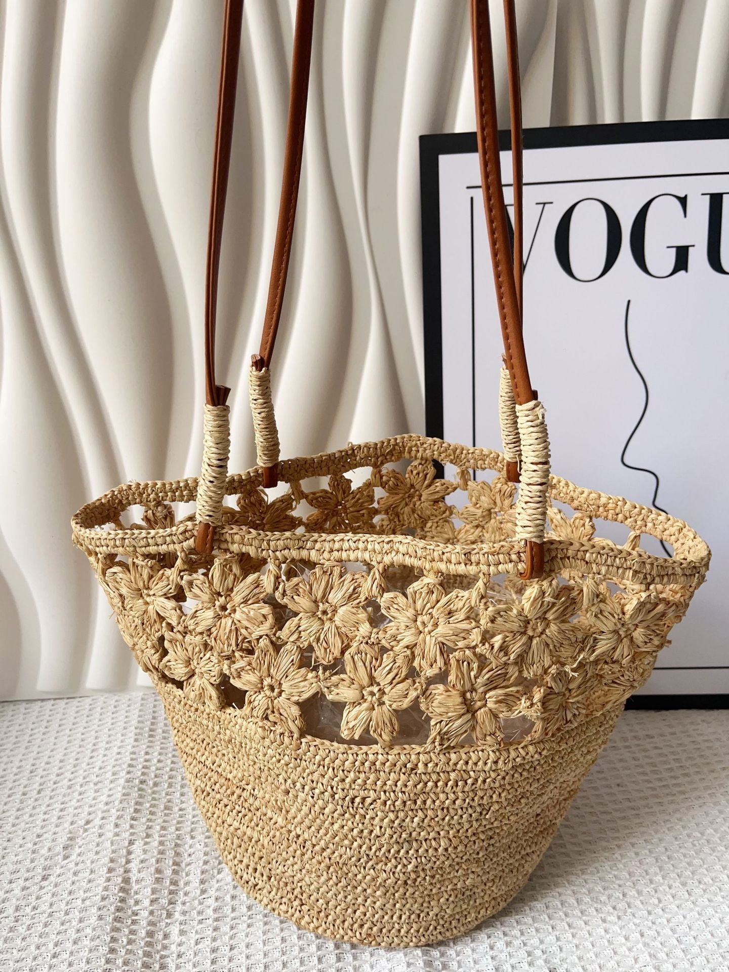 Women's Natural Raffia Hand Crocheting Flowers Straw Shoulder Bags