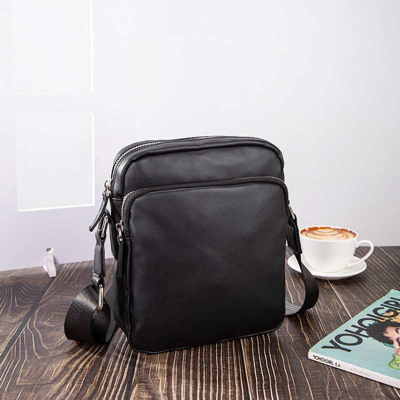 Slouchy Men's Fashion Korean Style Leisure Men's Messenger Bag