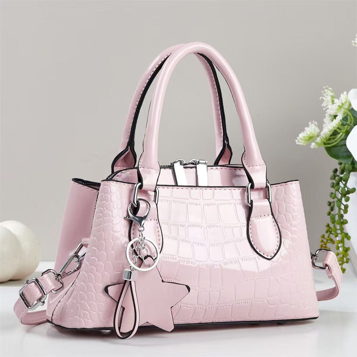 Capacity Fashionable Stylish Niche Affordable Luxury Bags