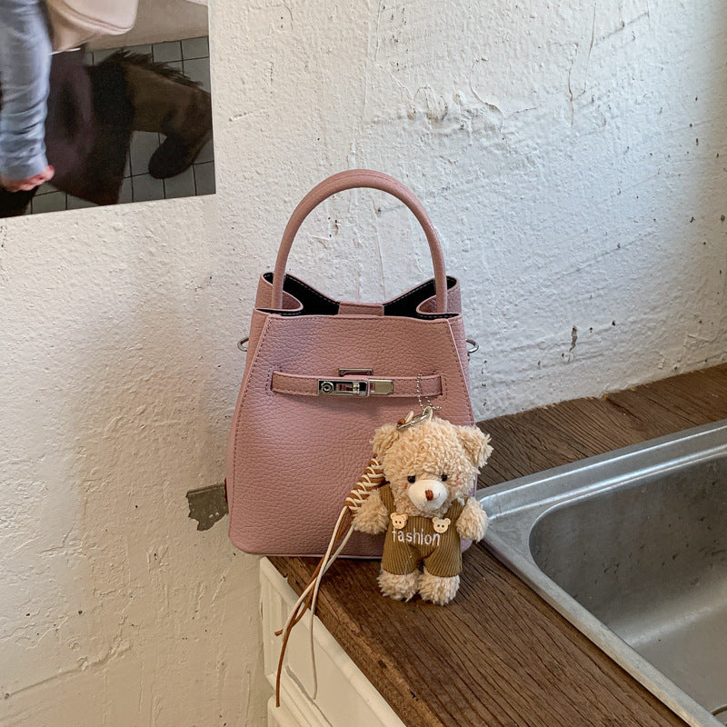 Women's Korean Style Spring Retro Commuter Bucket Bag