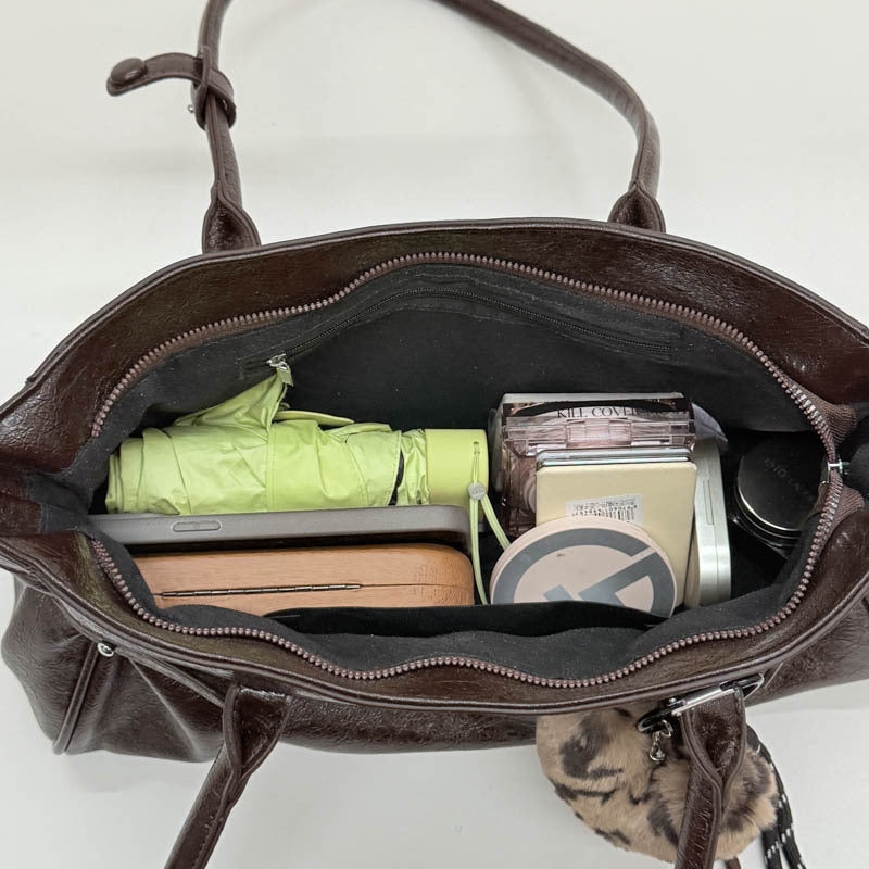 Women's High-grade Retro Large Capacity For Fashion Commuter Women's Shoulder Bag