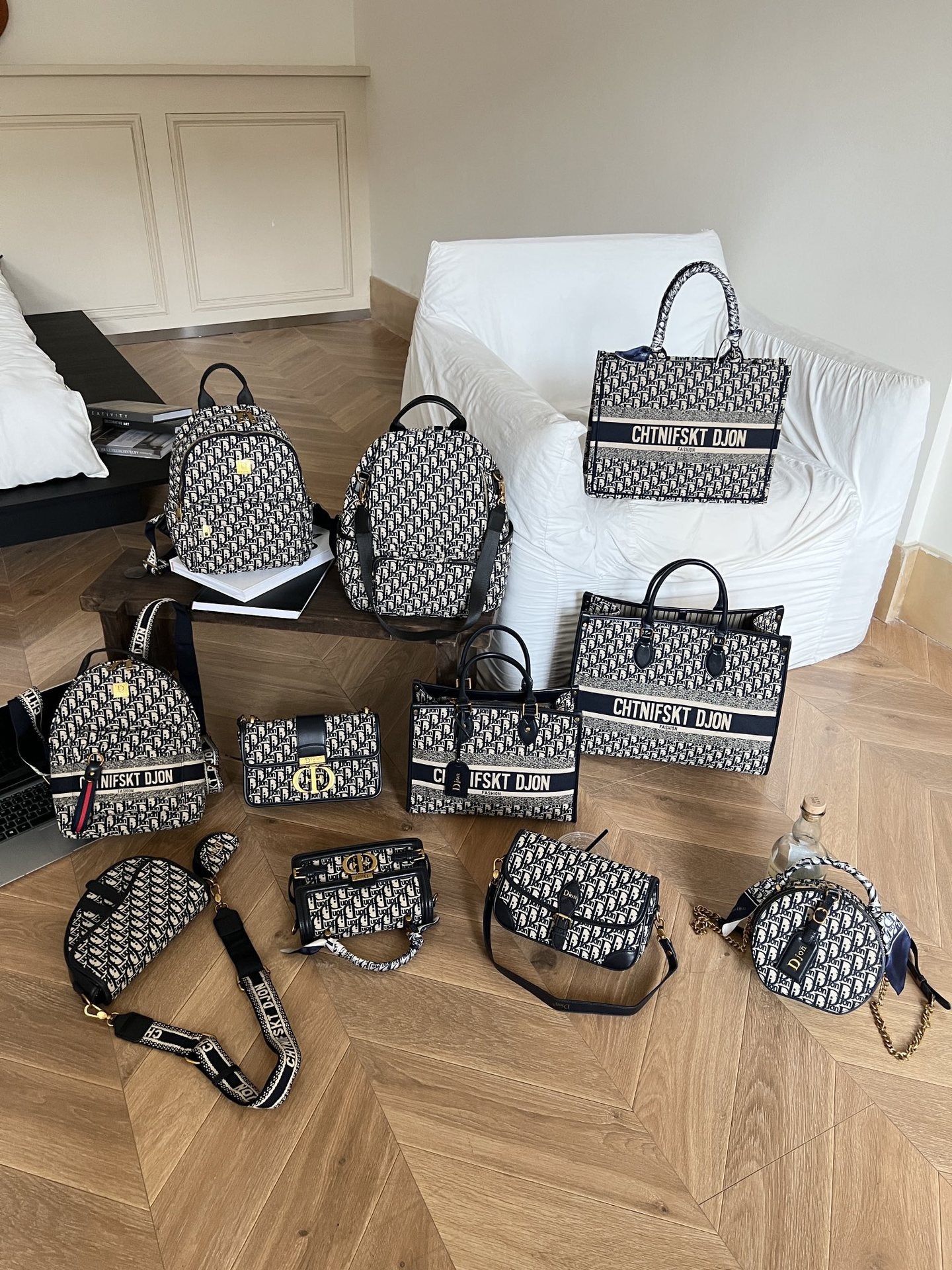 Comfortable Attractive Women's Cloth Series Letter Bags
