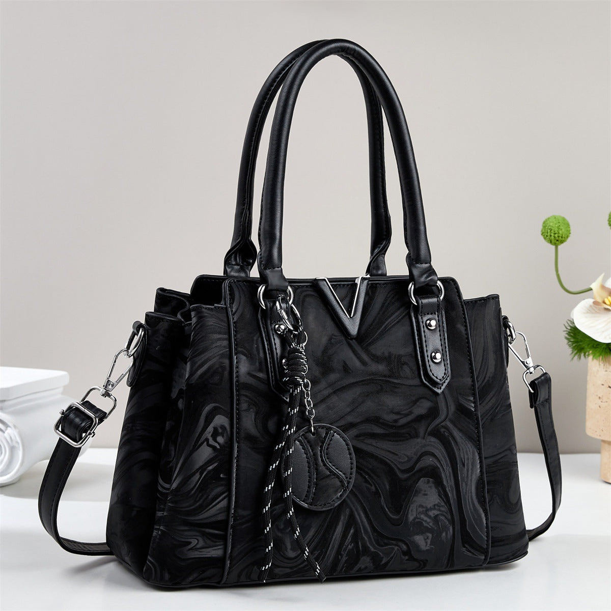 Women's Fashion Large Capacity Mom Elegant Commuter Women's Handbag