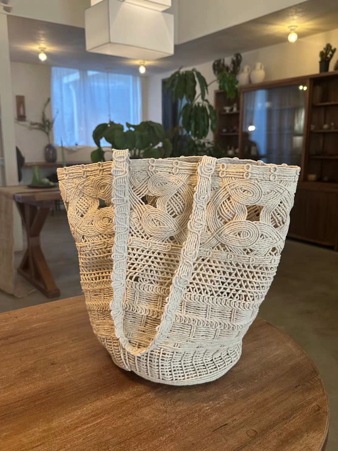 Women's Handmade Woven Hollowed Large Capacity Lazy Women's Shoulder Bag