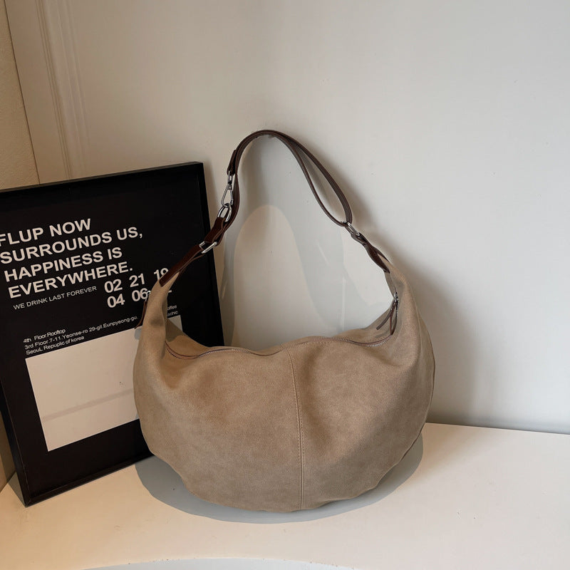 Women's Capacity Dumpling Korean Niche Retro Fashion Simple Women's Shoulder Bag