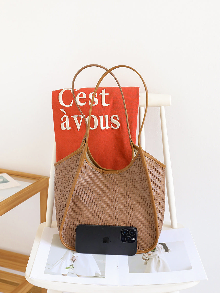 Women's Leather Weaving Underarm Minority Fashion Commuter Portable Women's Shoulder Bag