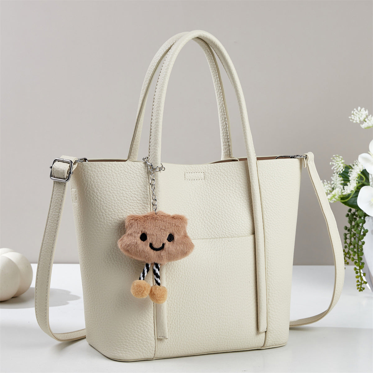 Simple Western Style Flip Classic Retro Tote Bag