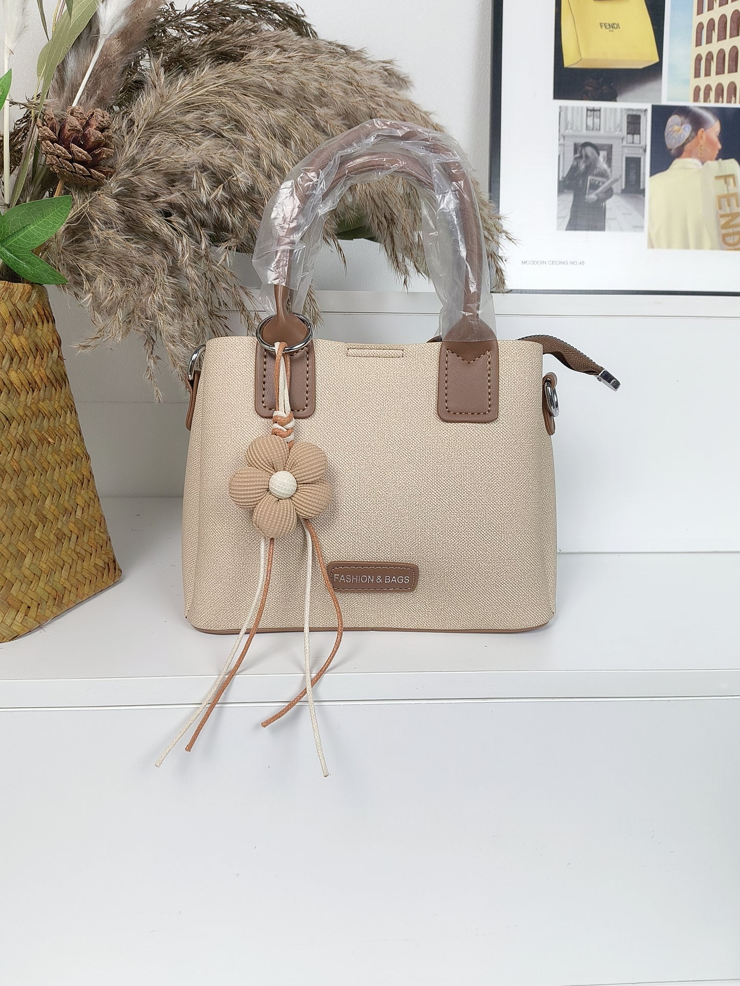 Women's High-grade Light Luxury Fashion Portable Niche Large Women's Handbag