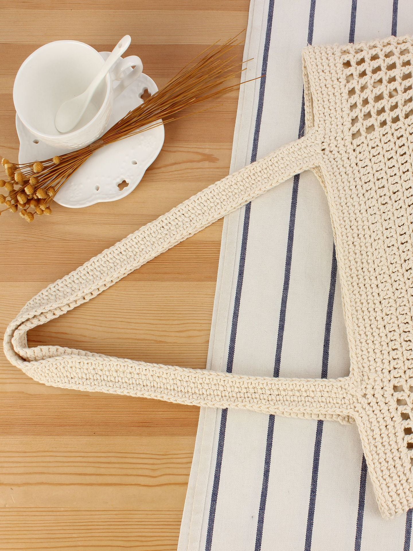 Women's Niche Mori Braided Straw Holiday Hollow Out Woven Pastoral Women's Shoulder Bag