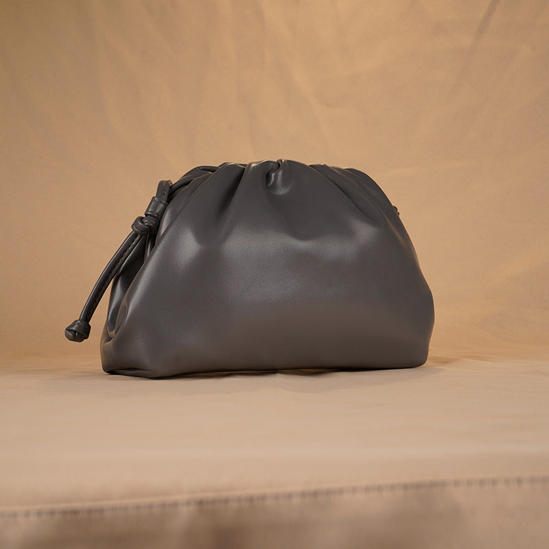 Women's Pleated Dumpling Commuter Solid Color Simple Bags