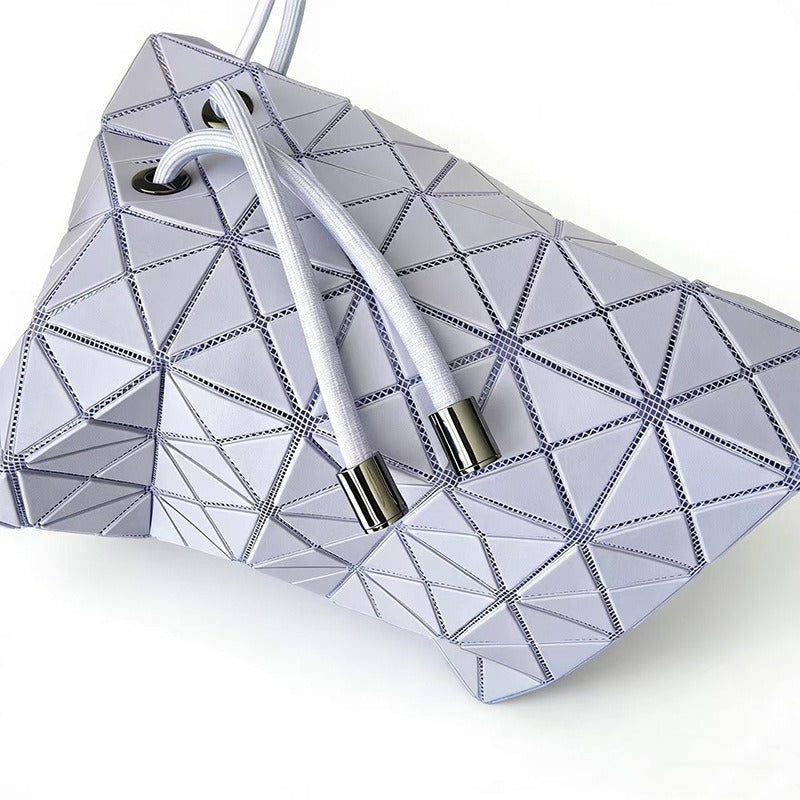 Geometric Rhombus With The Same Background Color Drawstring Women's Shoulder Bag