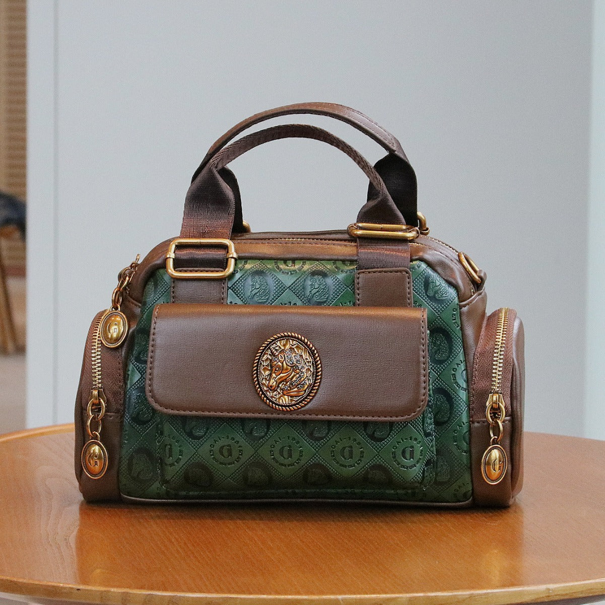 Popular Stylish Versatile High-grade Soft Presbyopic Handbags