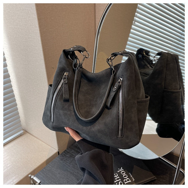 Women's Soil Style Fashionable Retro Business Commute Large Handbags