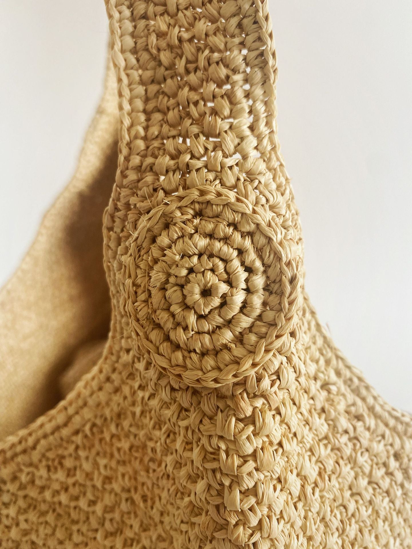 Handmade Woven Style Vacation Beach Wear Bucket Bag