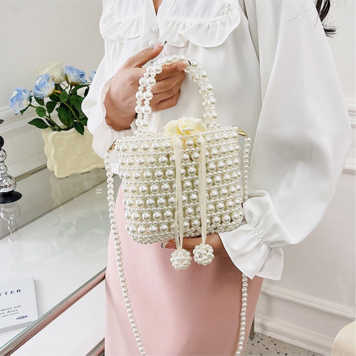 Women's Beaded Retro Fashion Sweet Pearl Hand Personality Women's Shoulder Bag