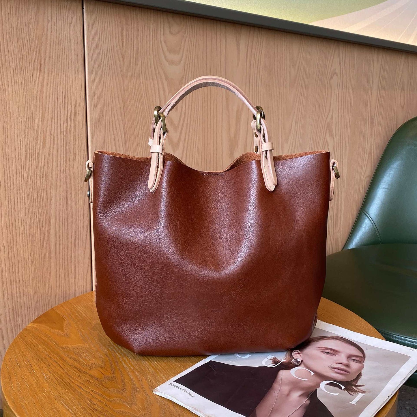 Women's First Layer Vegetable Tanning Leather Retro Commuter Genuine Tote Bag