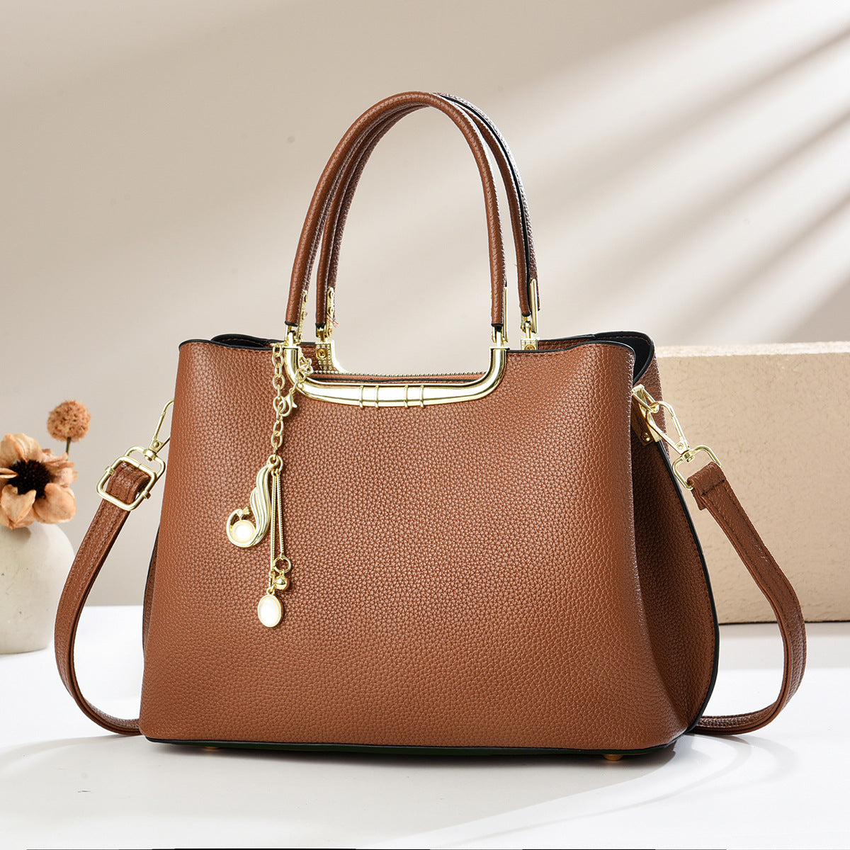 Women's High-grade Autumn Large Capacity Wedding Light Luxury Fashion Women's Handbag