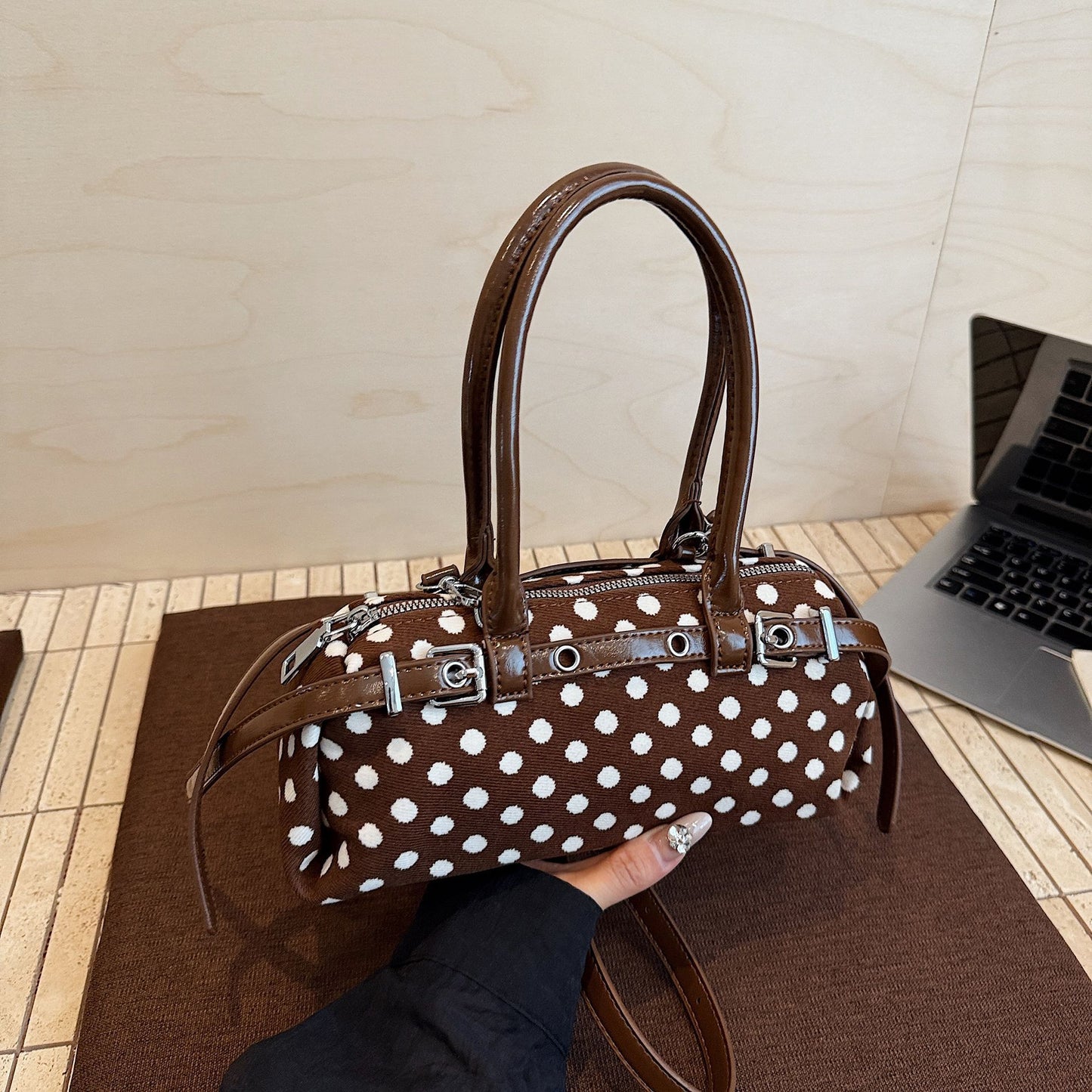 Fashionable Sausage Dog Baguette Minority Fashion Handbags