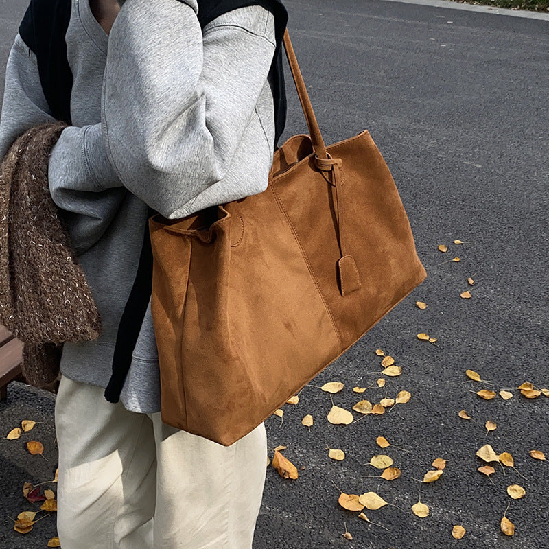 Attractive Fashionable Suede Design Underarm Lazy Women's Shoulder Bag