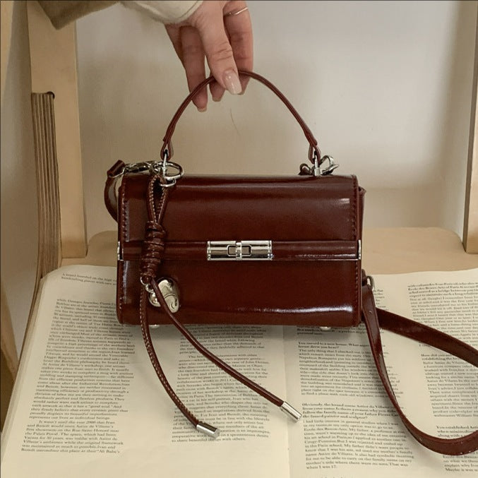 Women's Wax Leather Portable Western Style Kelly Women's Shoulder Bag