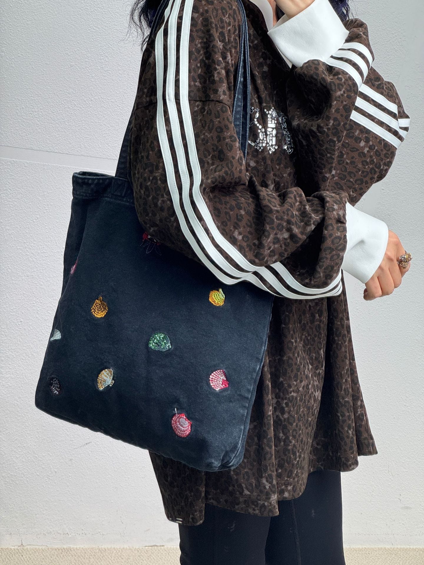 Korean Washed-out Denim Cute Embroidered Puppy Large Capacity Tote Bag