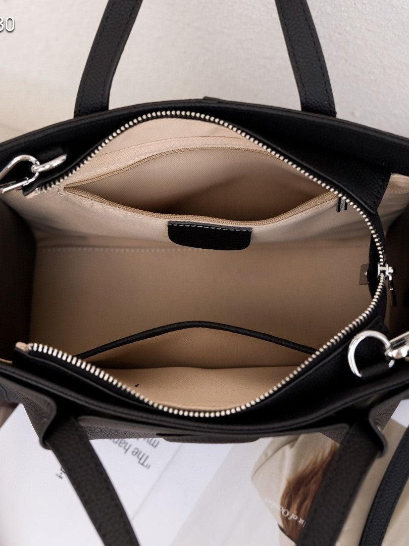 Korean Leather Portable Large Vegetable Tanning Bags