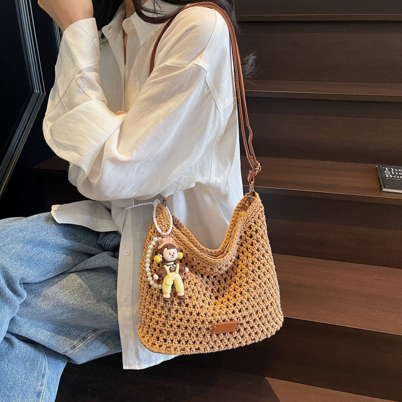 Women's Woven Hollowed Summer Seaside Vacation Beach Women's Shoulder Bag