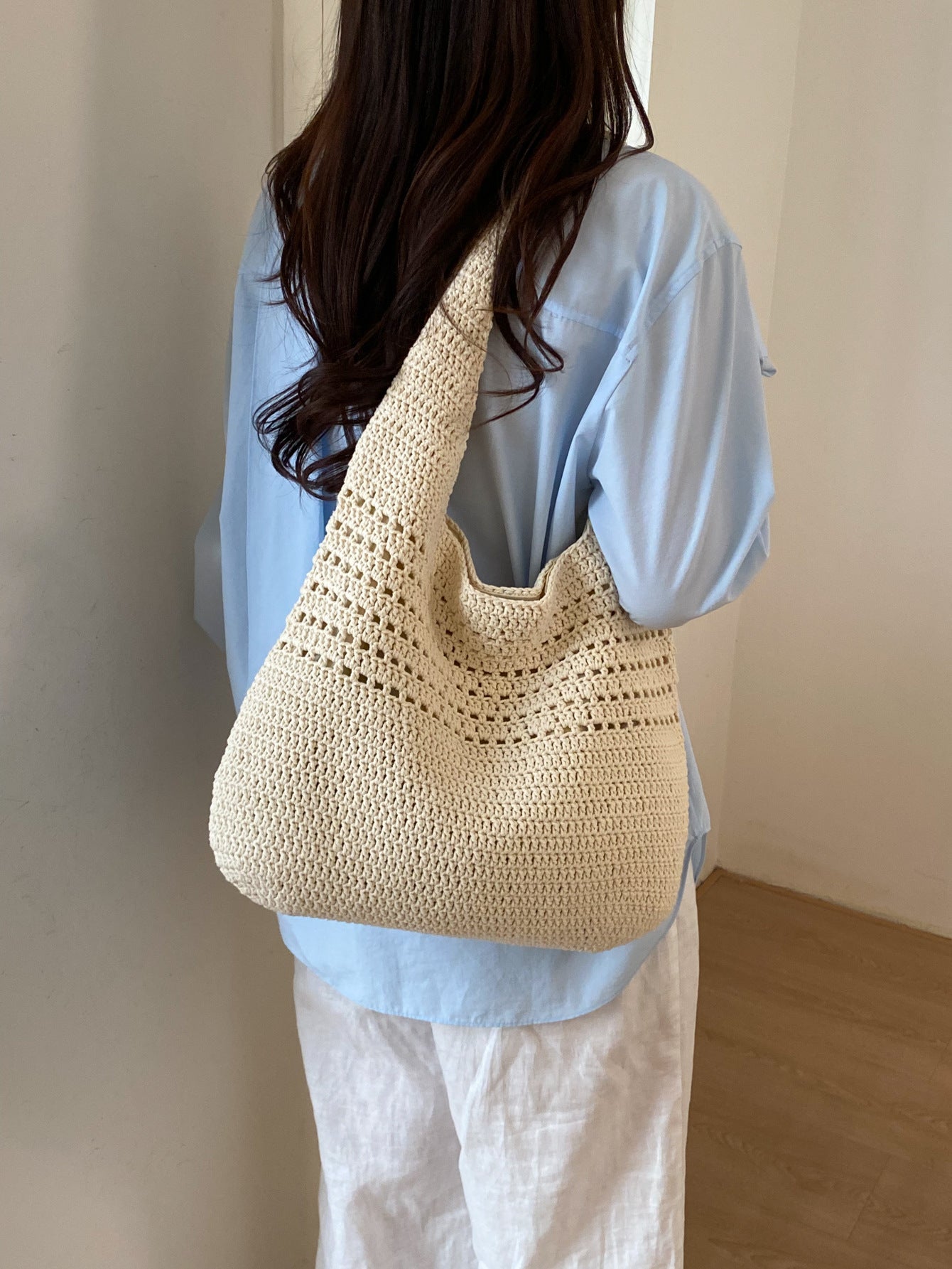 Women's Korean Style Artistic Woven Seaside Vacation Women's Messenger Bag