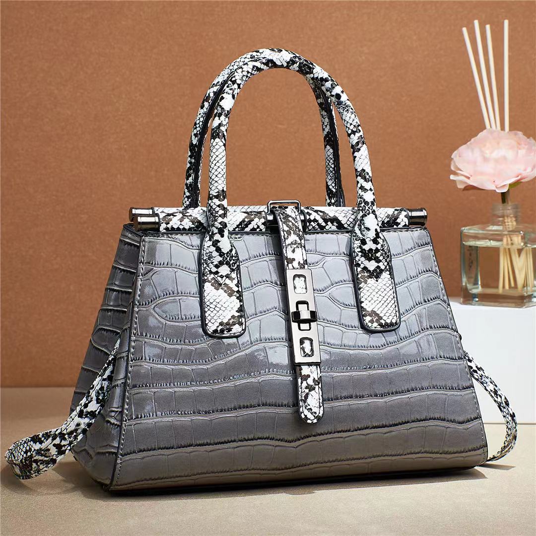 Women's Large Capacity Color Matching Western Style Textured Crocodile Pattern Simple Bags