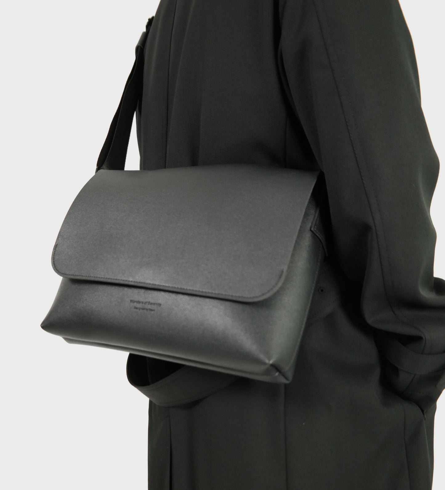 Women's & Men's Solid Color Leather Unisex Style Simple Bags