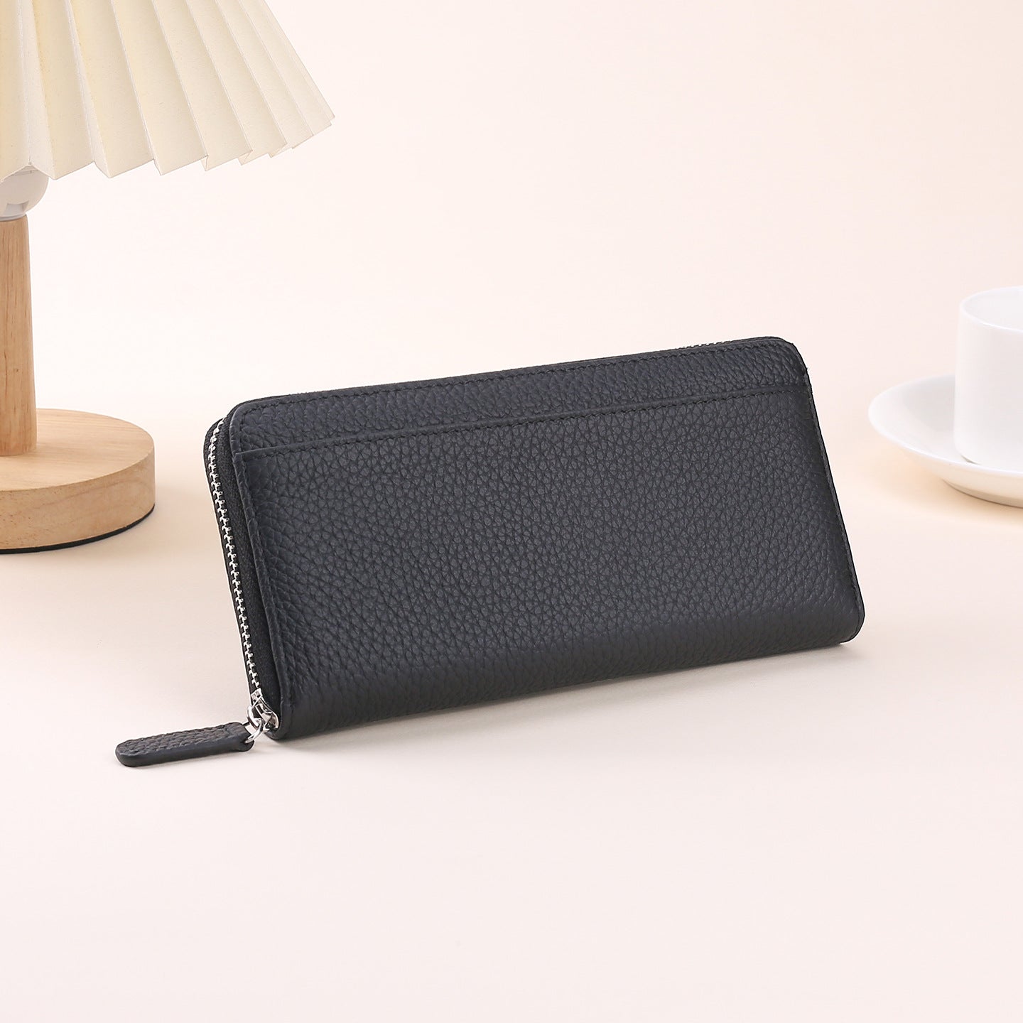 Women's & Men's Style Leather Long Multiple Slots Card Pack Card Sleeve
