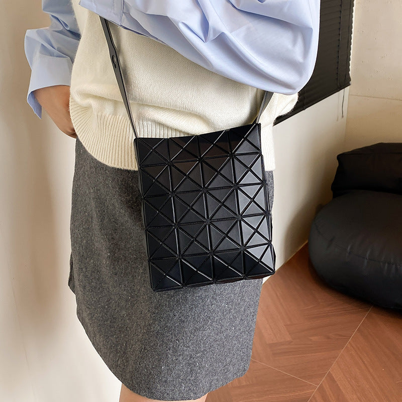 Box Mini Portable Good-looking Geometric Rhombus Underarm Bag
