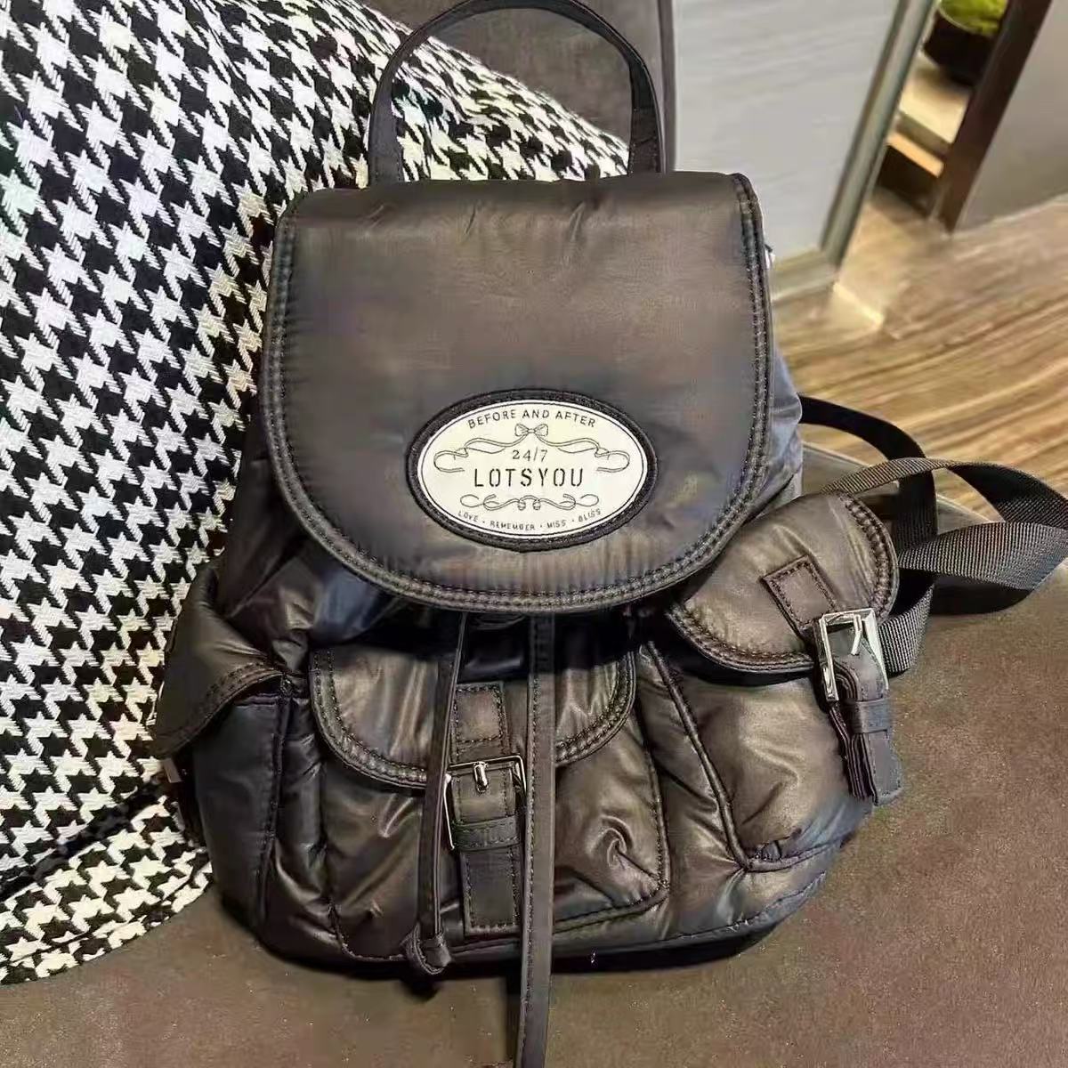 Casual Comfortable Women's Embossed Metal Minority Women's Backpack