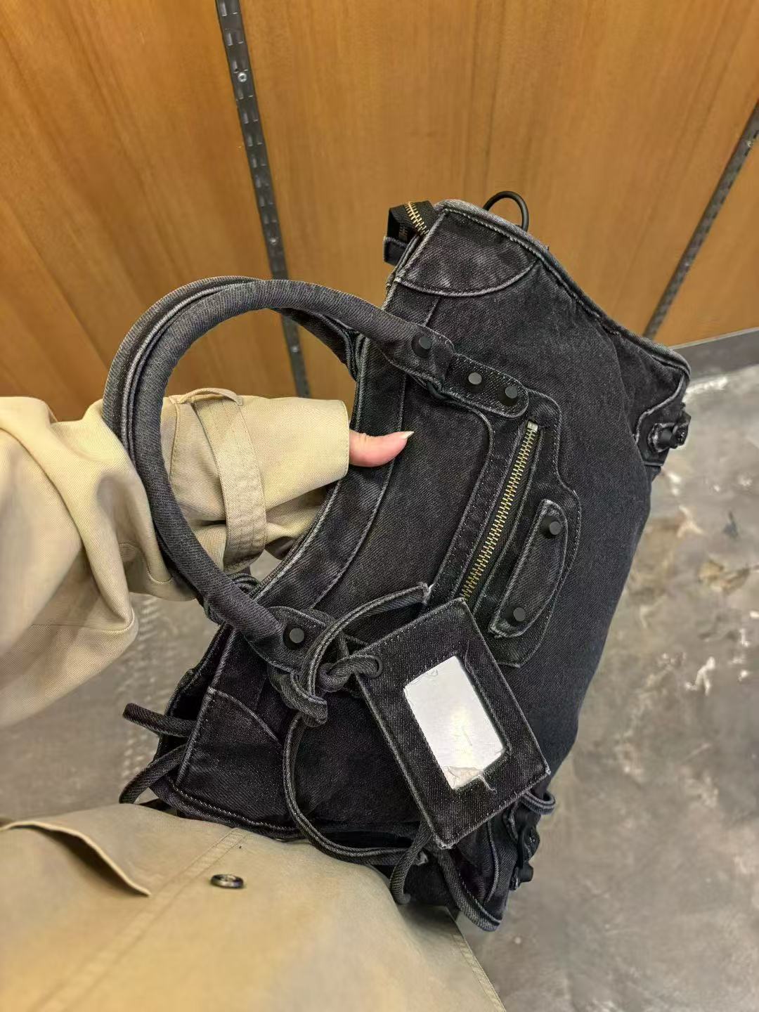 Spring Wear Rivet Motorcycle Neutral Retro Style Bags