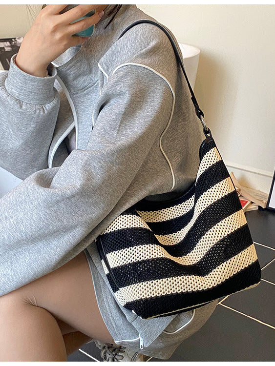 Women's Capacity Woven Striped Canvas Stitching Dumpling Women's Shoulder Bag