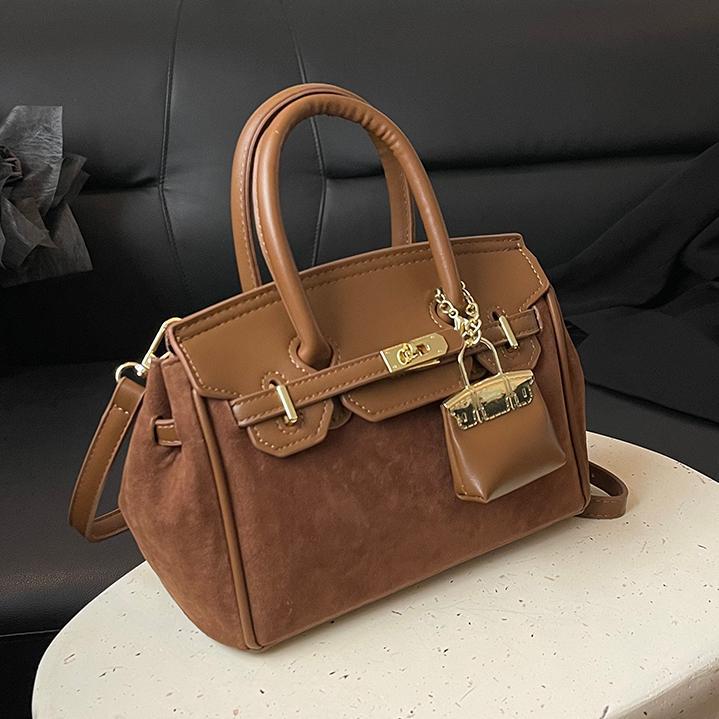 High Sense Large Capacity Female Autumn Niche Matte Bags