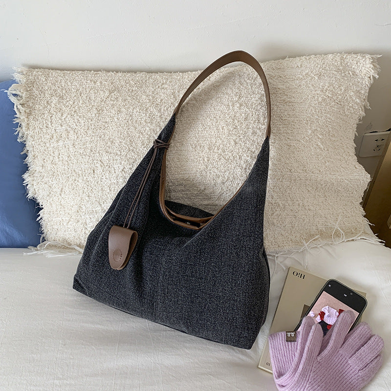 Women's Large Capacity Idle Style College Advanced Texture Commuting Women's Shoulder Bag