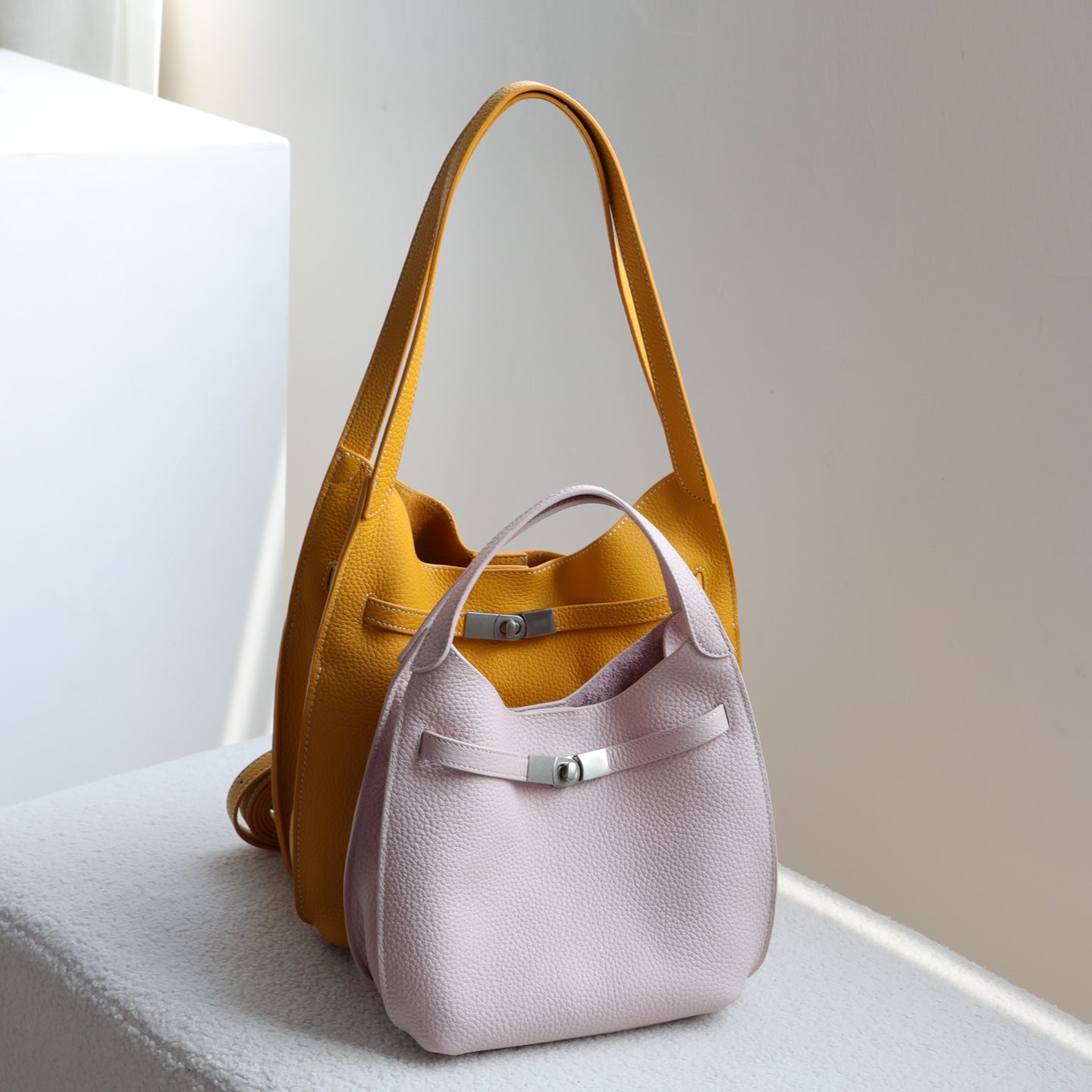 Layer Cowhide Large Capacity Totes High-grade Style Underarm Women's Shoulder Bag