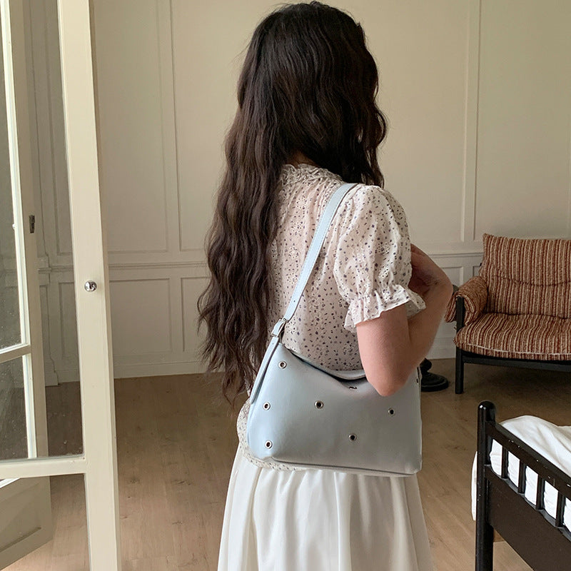 Women's Niche Rivet Underarm Retro Soft Leather Bags