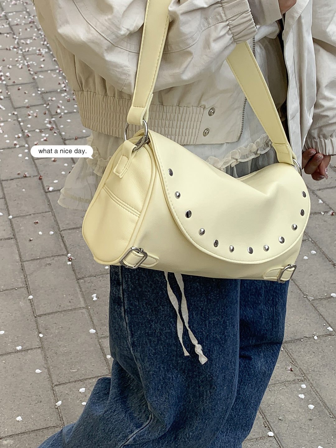Women's Summer Niche Textured Simple Rivet Pillow Underarm Bag