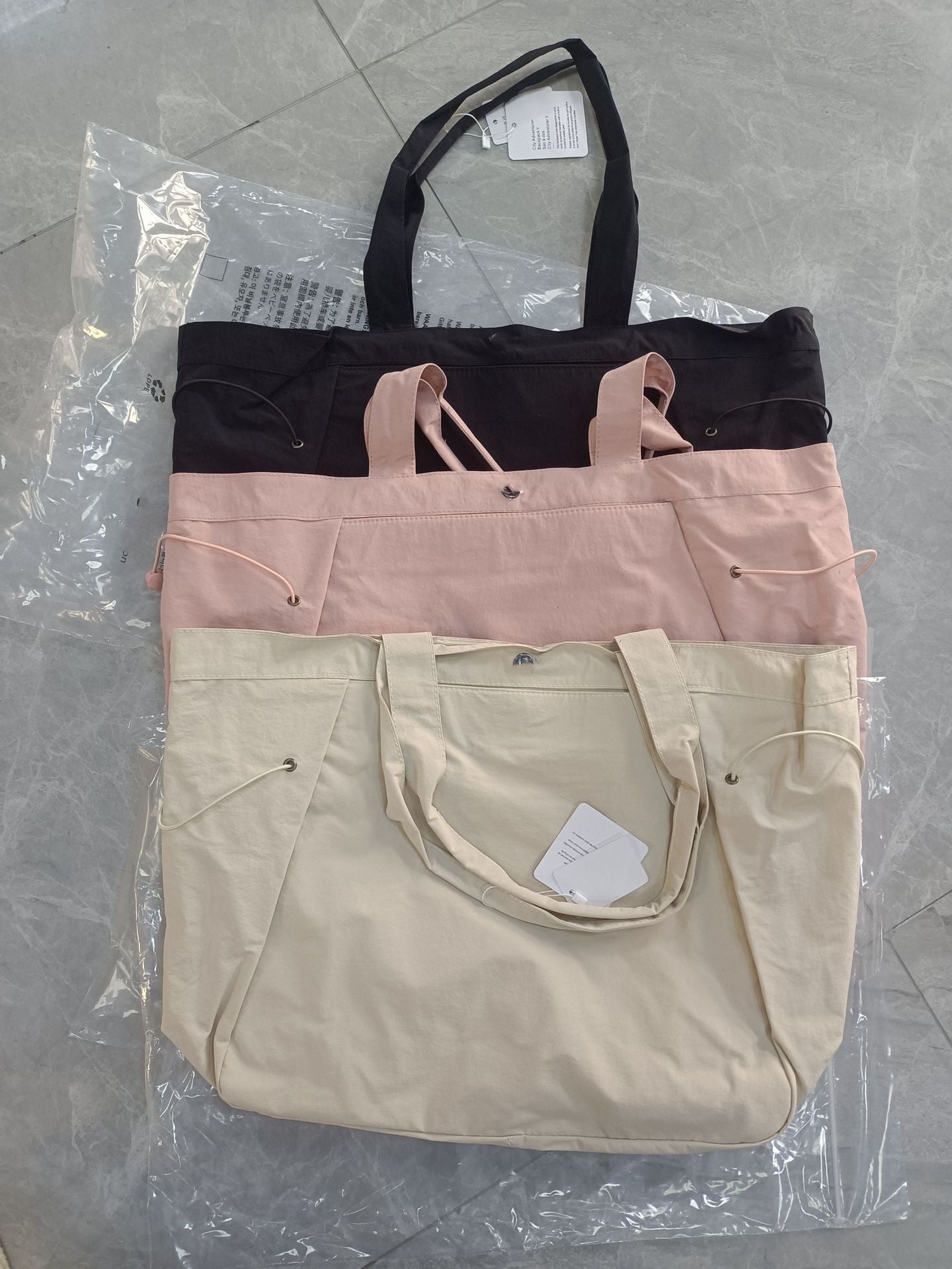 Creative Stylish Large Capacity Yoga Leisure Tote Bags