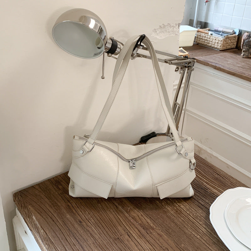 Cool Niche Motorcycle Large Capacity Retro Easy Matching Commuter Fashionable Underarm Bag
