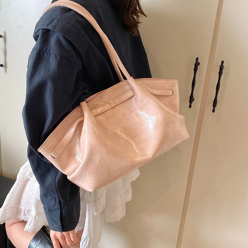 Women's Large Capacity Fashion Niche Underarm Pleated Women's Shoulder Bag